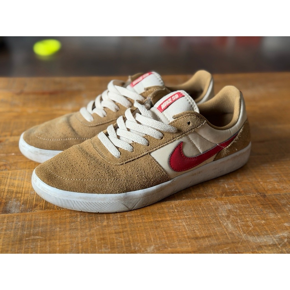 Nike Team Classic SB Mars Yard AH3360-202 Low Top Suede Mens Size 8.5